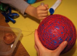Как сделать игрушку «Елочные шарики» своими руками?